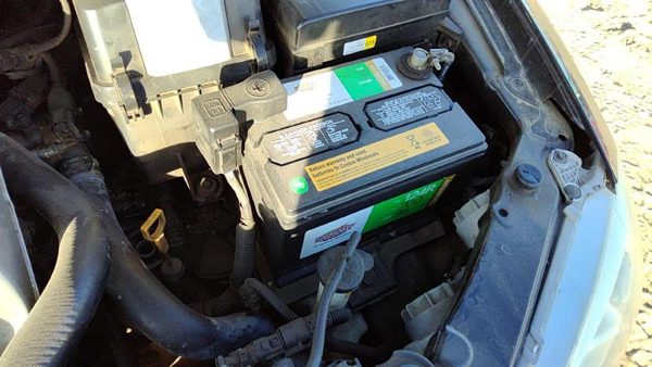 2001-2005 Hyundai Xg350 Complete Battery Box Mount Tray With Hold Down Oem 3.5L — photo 1