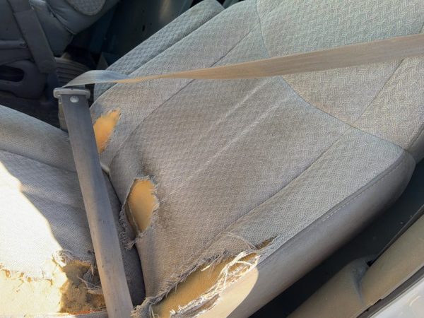 98-02 Express 2500 Driver Left Front Seat Belt Retractor Oem Shoulder Grey 92G — photo 3