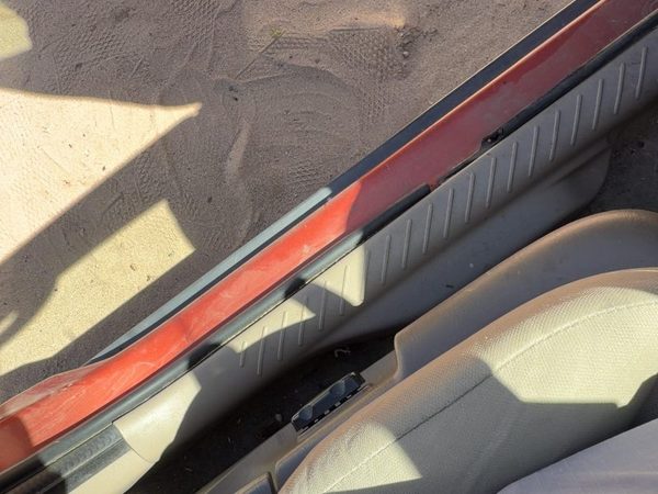 2001-2007 Ford Escape Driver Left Lower Sill Step Moulding Trim Panel Oem Tan Ah — photo 4