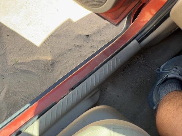 2001-2007 Ford Escape Driver Left Lower Sill Step Moulding Trim Panel Oem Tan Ah — photo 3