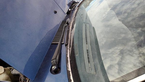 1990-1995 Nissan Pathfinder Driver Left Windshield Wiper Arm Oem Blade Lever — photo 4