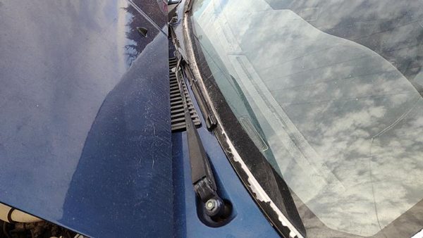 1990-1995 Nissan Pathfinder Driver Left Windshield Wiper Arm Oem Blade Lever — photo 1