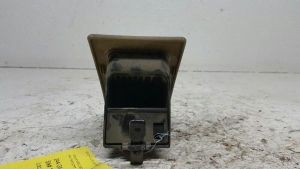 1996 Tahoe 1996 Ash Tray/lighter 249675 — photo 4