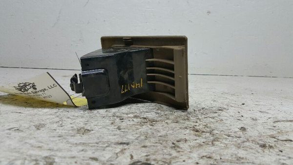 1996 Tahoe 1996 Ash Tray/lighter 249675 — photo 6