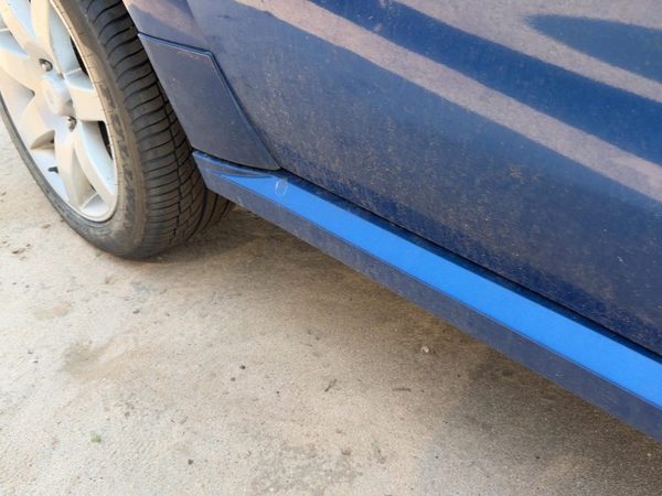 04-06 Vue Redline Passenger Right Lower Rocker Panel Moulding Side Skirt Pacific — photo 7