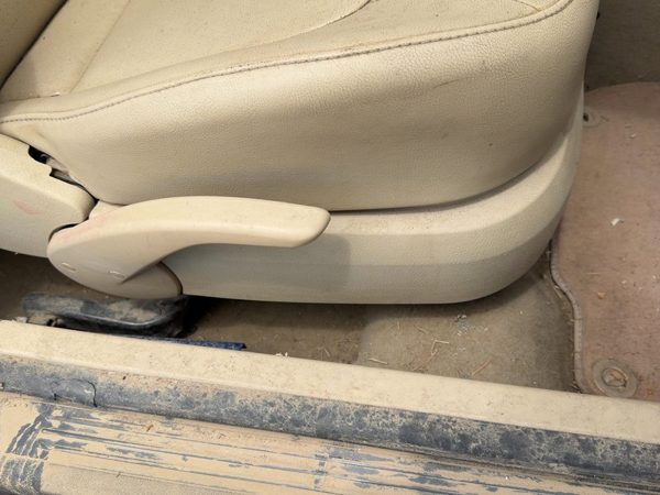2003-2010 Vw Beetle Convertible Passenger Right Side Seat Trim Panel Oem Tan — photo 2