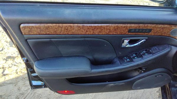 01-05 Hyundai Xg350 Driver Left Front Door Trim Panel With Master Switch Black — photo 3