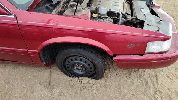 1992-2002 Cadillac Eldorado Passenger Right Front Fender Oem Crimson Red 86U — photo 2