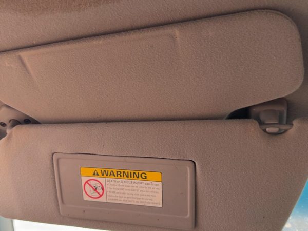 2000-2002 Ford Expedition Driver Left Sun Visor Oem Gray 12 Yl1Z7804105Aaa — photo 3