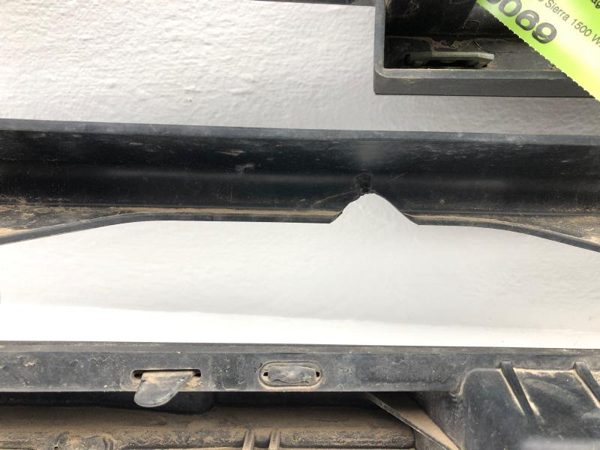 2012 GMC Sierra 1500 Grille White 50U **chipped** — photo 13