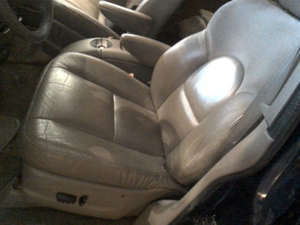 2001 Chrysler Town Cntry — vehicle photo 6