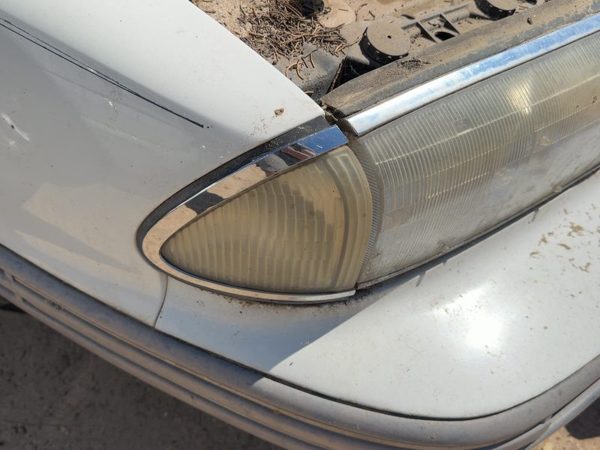 92-93 Eighty Eight Passenger Right Front Turn Signal Light Lamp Fender Mounted — photo 3
