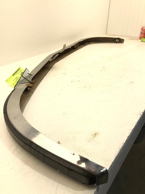 70-73 Nissan Datsun 240Z Chrome Rear Bumper Assembly With Moulding - Some Bent — photo 5