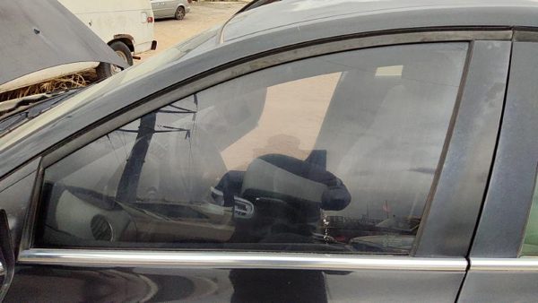 2011 Chevy Cruze Front Door Glass/window LH Driver Left Side Window Glass OEM — photo 3