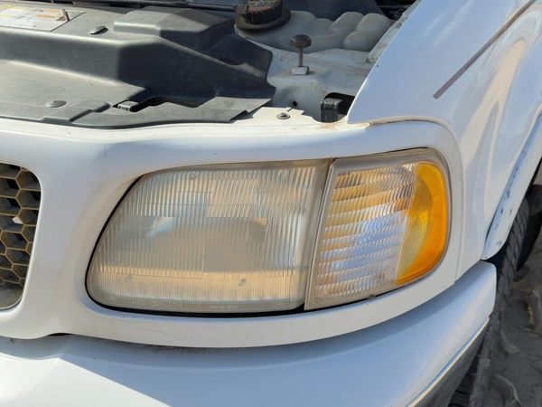 1997-2004 Ford F150 Driver Left Head Light Oem Front Lamp 3L3Z13008Da — photo 2
