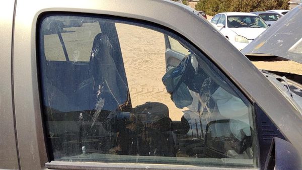 2002-2006 Jeep Liberty Passenger Right Front Side Window Door Glass Oem — photo 2