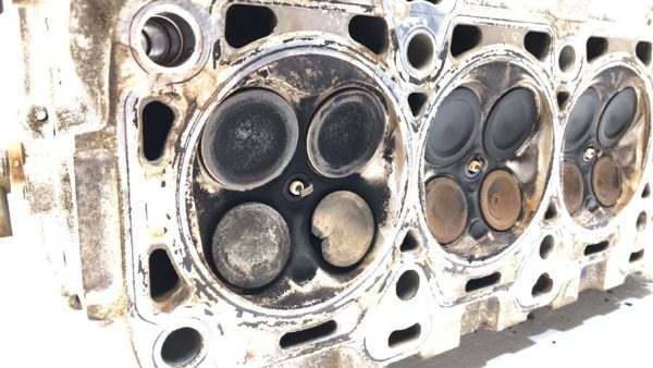 2012 Ford F-150 Cylinder Head LH Burnt Valve — photo 10