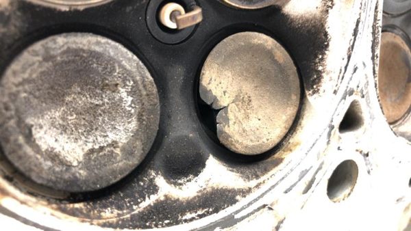 2012 Ford F-150 Cylinder Head LH Burnt Valve — photo 11