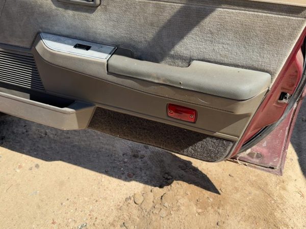 87 Maxima Passenger Right Front Door Trim Panel With Switches 4 Door Sedan Gray — photo 9