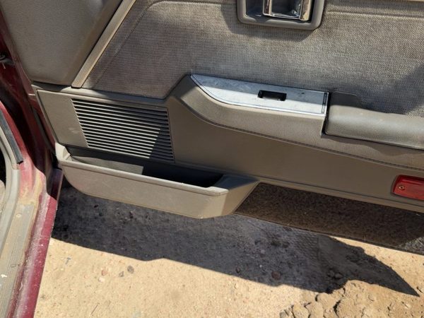 87 Maxima Passenger Right Front Door Trim Panel With Switches 4 Door Sedan Gray — photo 8