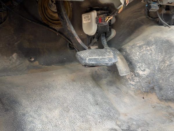 1999-2007 Ford F350 Brake Pedal Assembly Oem — photo 2