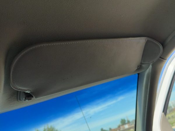 2000-2002 Chevy Express 2500 Passenger Right Sun Visor Oem Vinyl Grey 92G — photo 2