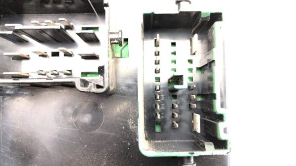 2006-2007 Chrysler 300 Engine Fuse Box Oem 3.5L P04692031ai 05161486Aa — photo 10