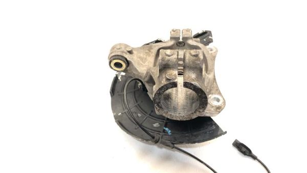 15-17 Chrysler 200 Passenger Right Front Spindle Steering Knuckle With Wheel Hub — photo 6