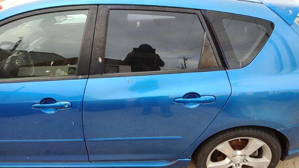 2005 Mazda 3 Rear Door LH 27B Winning Blue BNYF7302XE — photo 1