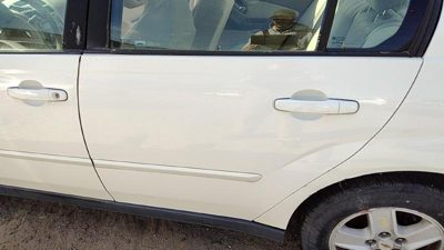 2005 Chevrolet Malibu Rear Door LH White 40U