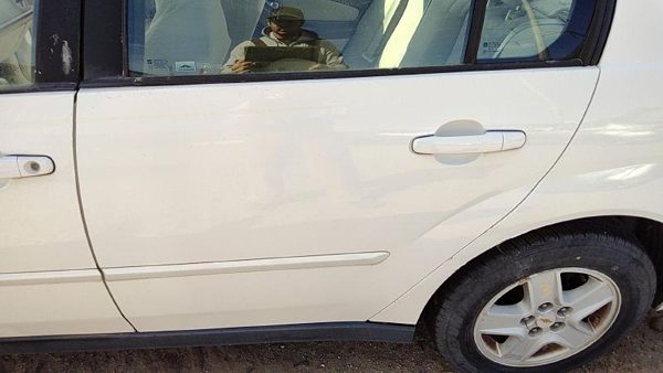 2005 Chevrolet Malibu Rear Door LH White 40U — photo 3