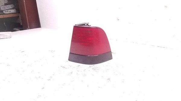 1989 Ford Thunderbird Tail Light Assembly RH OEM Brake Lamp Passenger 89-91 — photo 3