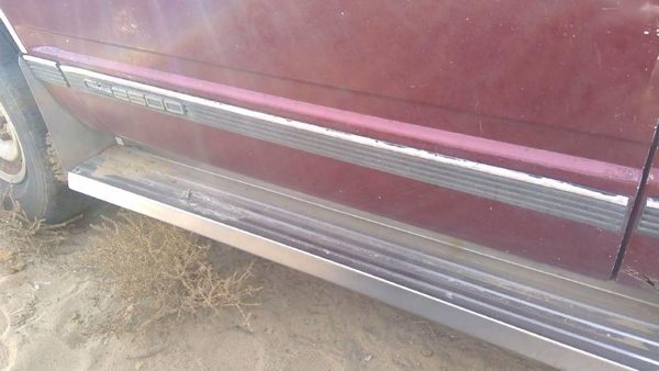 1988-2000 Gmc Sierra 2500 Driver Left Front Moulding From Door Oem Trim Strip — photo 1