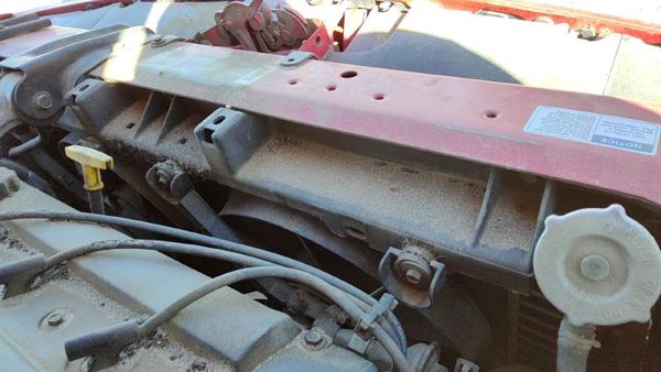 1988-1993 Grand Prix Upper Radiator Mount Bracket Set Oem 10221072 — photo 3