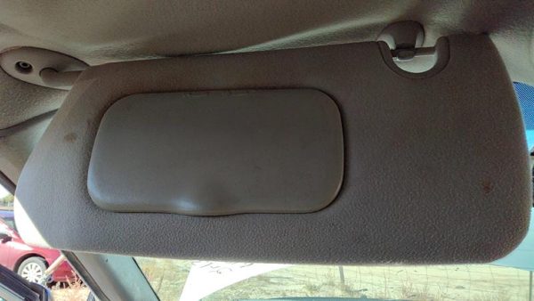 2004-2007 Dodge Caravan Driver Left Sun Visor Oem D5 Slate Gray 1ar60bd1ab — photo 3