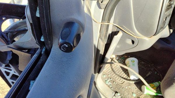 2000 Dodge Dakota Mirror Switch Oem Control Knob 56021311 — photo 2