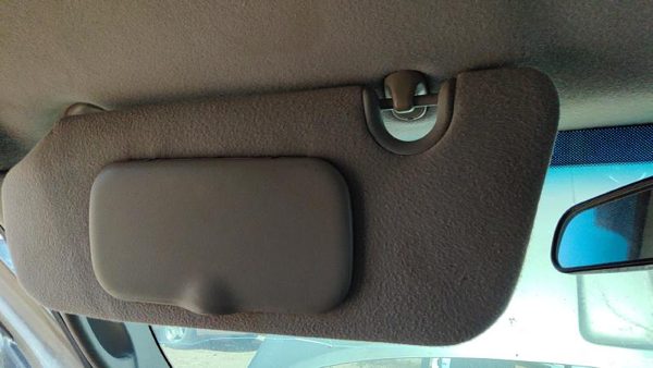2004 Jeep Liberty Driver Left Sun Visor Oem Gray Dv 0Zx35Tl2Aa — photo 3
