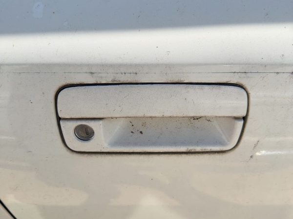 1992-1995 Olds Eighty Eight Passenger Right Front Outside Door Handle Oem White — photo 2
