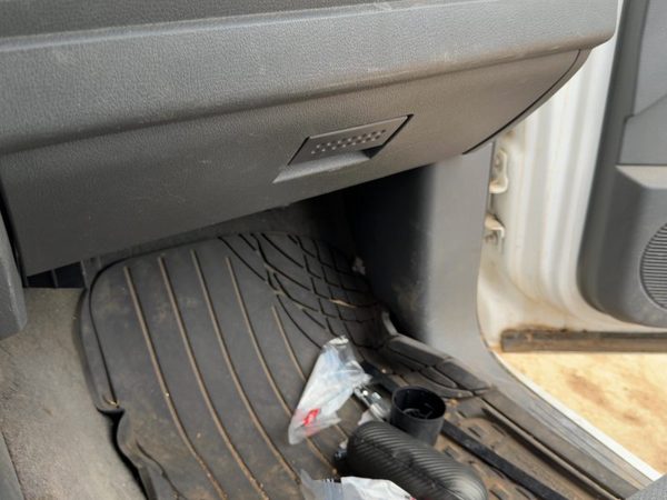 2005-2007 Dodge Dakota Glove Box Assembly Complete Door With Latch Oem Gray P9D5 — photo 3