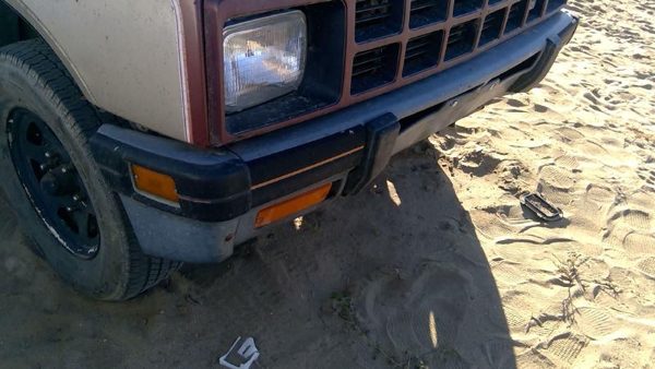 1986-1987 Isuzu Pup Pickup Front Bumper With Brackets Oem Chrome Bent Up — photo 8