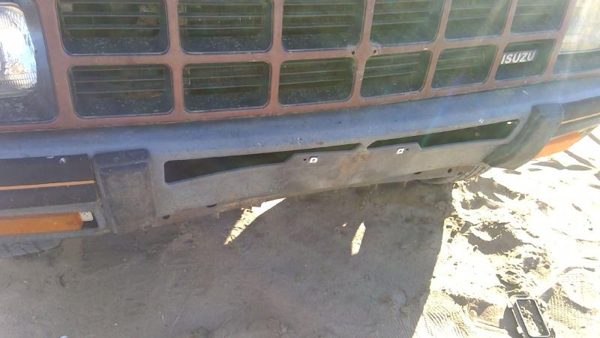 1986-1987 Isuzu Pup Pickup Front Bumper With Brackets Oem Chrome Bent Up — photo 6