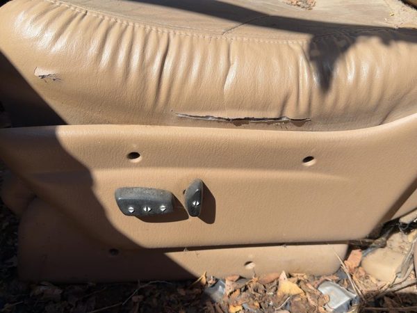 96 Town & Country Driver Left Side Power Seat Switch With Trim Panel Tan Flk5 — photo 3