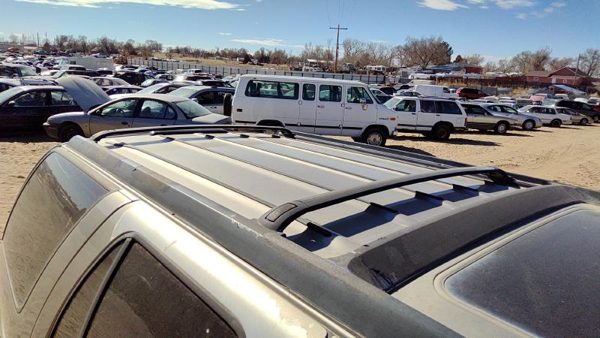 1998-2001 Olds Bravada Luggage Rack Cross Bars Only Oem Roof — photo 3