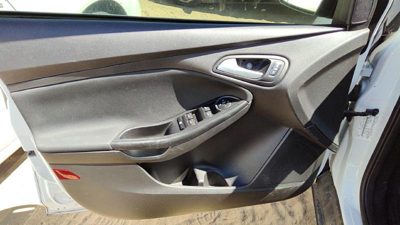 15-18 Ford Focus Driver Left Front Door Trim Panel With Master Switch Black Yw