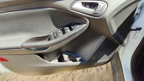 15-18 Ford Focus Driver Left Front Door Trim Panel With Master Switch Black Yw — photo 6