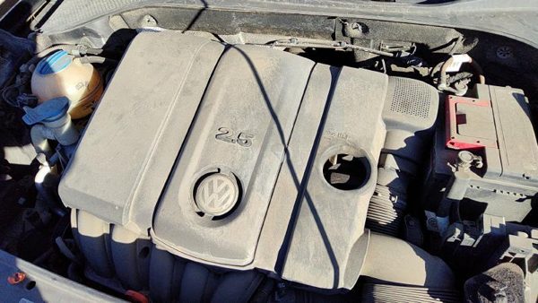 12-14 Vw Passat Complete Air Intake Cleaner Filter Box Housing With Tube 2.5L — photo 2