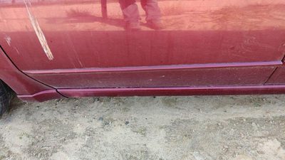 04-06 Galant Driver Left Front Moulding From Door Trim Strip P06 Ultra Red Pearl