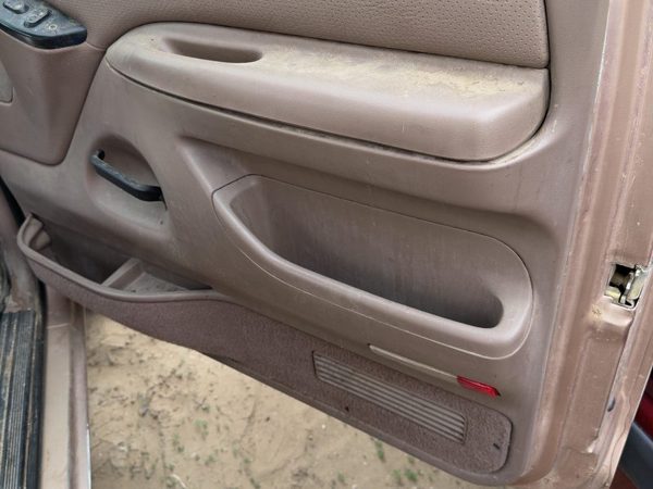 1997-1998 Ford F250 Passenger Right Front Door Trim Panel With Switches Brown Rk — photo 4
