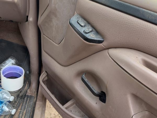 1997-1998 Ford F250 Passenger Right Front Door Trim Panel With Switches Brown Rk — photo 7
