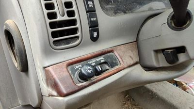 1999-2005 Buick Park Ave Set Of Woodgrain Trim Bezels From Dash Oem